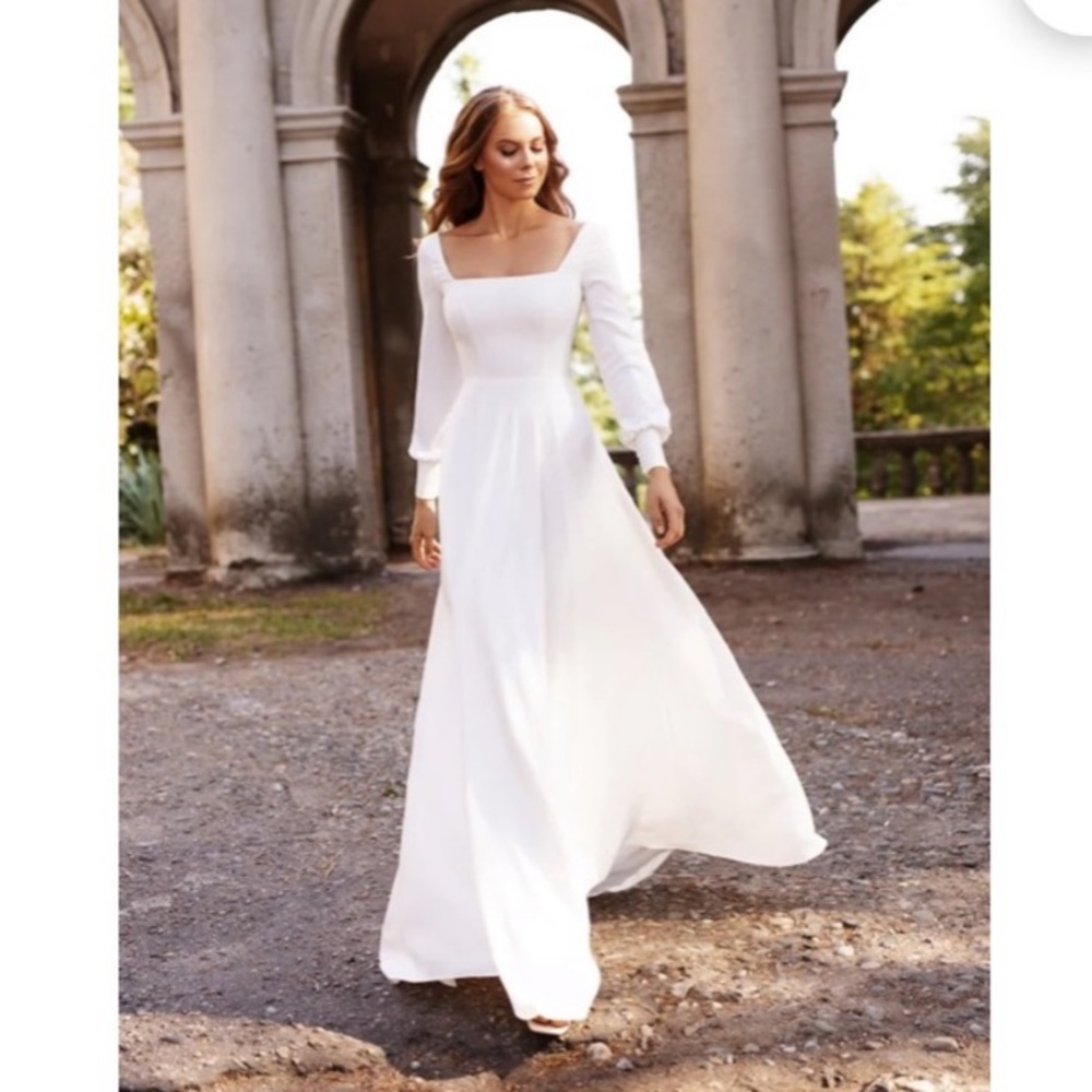 MINIMALIST wedding dress